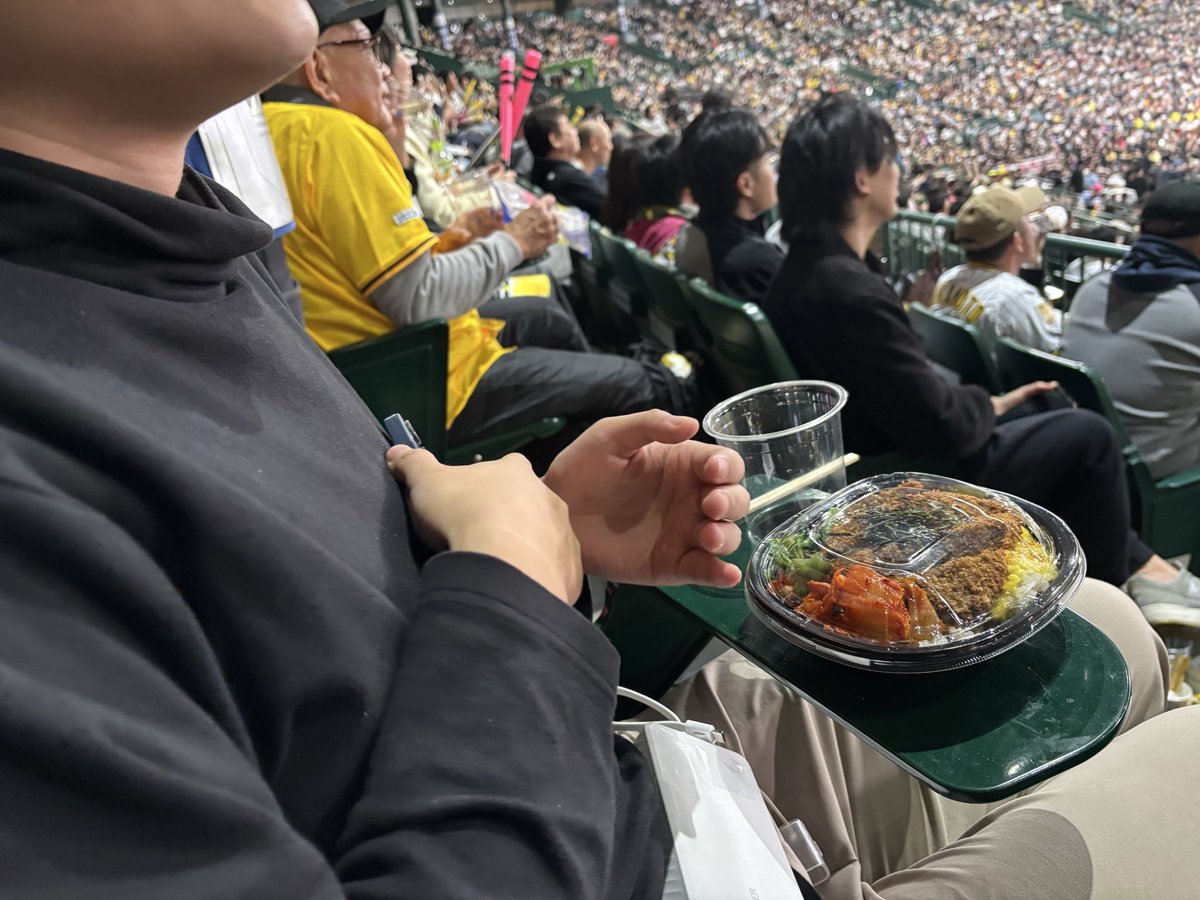 ぶくと( ¨̮💪🏻) tweet media