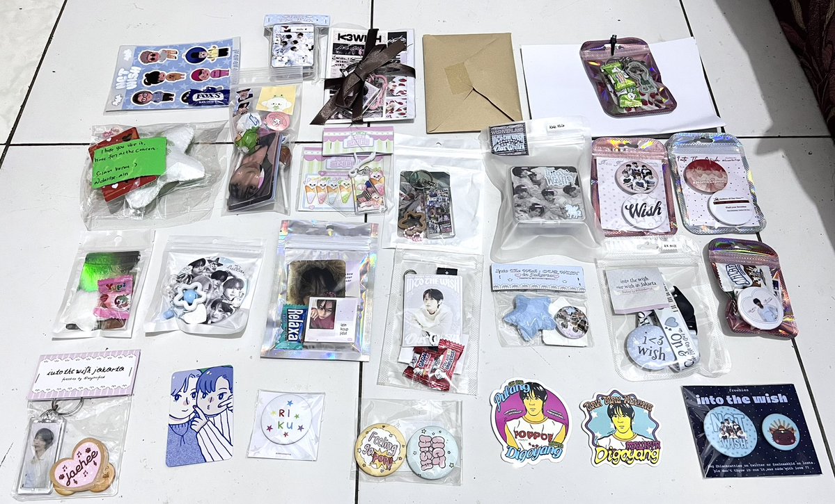 thank you for these cuties freebies guuuuys semoga ketemu lagi di itw itw selanjutnya yaaah! <3