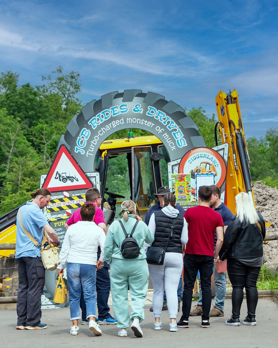 Diggerland_UK's tweet image. Think Diggerland is just for kids? Think again...

We offer a wide range of corporate events to suit your needs! Operate construction machinery in team building challenges or hire the whole of Diggerland for exclusive use. 👷

diggerland.com/corporate/ 

#Corporate #TeamBuilding