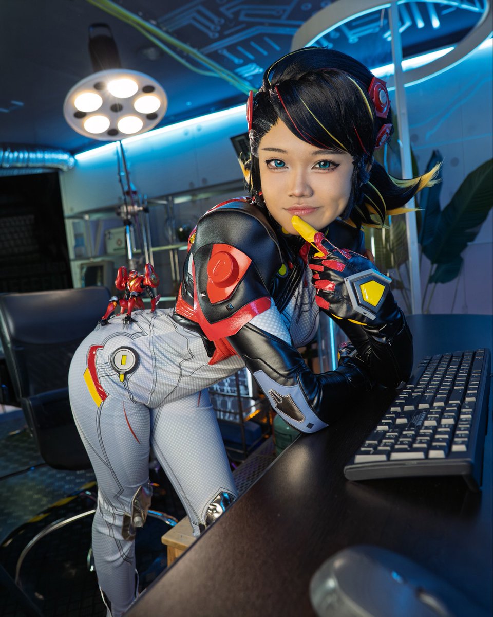 MyaaKittyna's tweet photo. Peni Parker! 🕷️🕸️
 #marvelrivals #peniparker #cosplay https://t.co/6oghZRUaTe