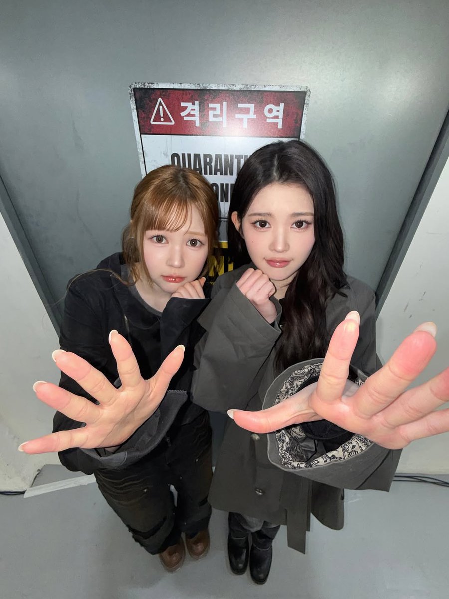 𝐰𝐡𝐞𝐫𝐞 𝐦𝐢𝐧𝐝𝐬 𝐛𝐥𝐨𝐨𝐦 ☘︎ tweet media