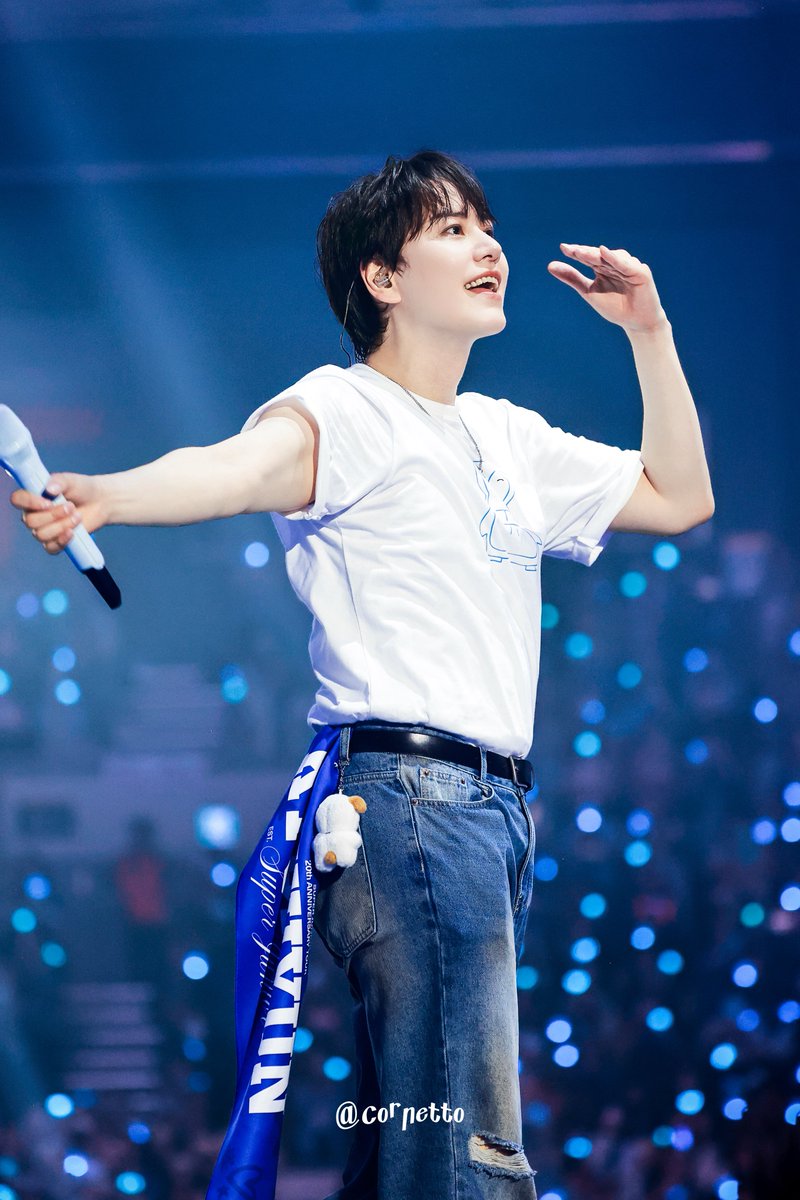 cornetto_7's tweet photo. 260405 SJ-CORE in SEOUL

환하게 웃는 얼굴이 항상 힘이 되는 뀨

#규현 #KYUHYUN 
#슈퍼주니어 #SUPERJUNIOR 
#SUPERSHOW #SUPERSHOW10_SJCORE https://t.co/jBgwi5QXrm
