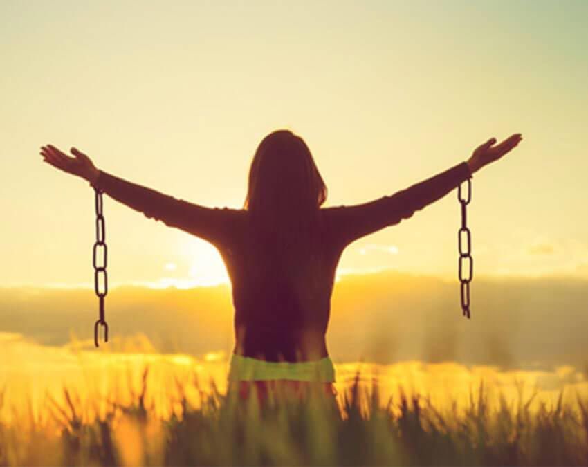 مو أنا tweet media