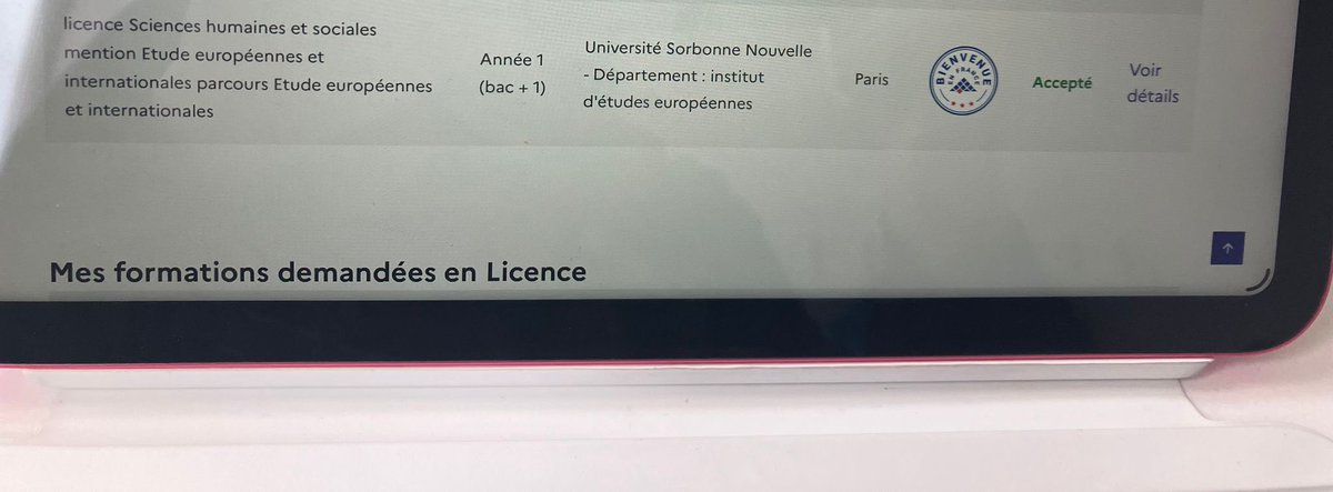 L'éléganceduhérisson tweet media