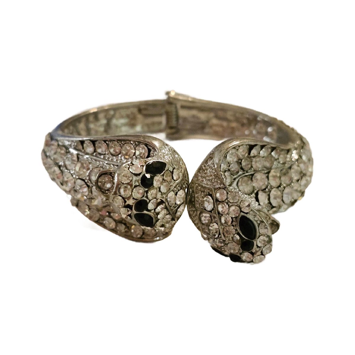 JunkYardBlonde's tweet image. Vintage Crystal Encrusted Double Headed Cobra Clamper Bracelet tuppu.net/3d93a8e2 #Etsy #JunkYardBlonde #SwarovskiCrystal