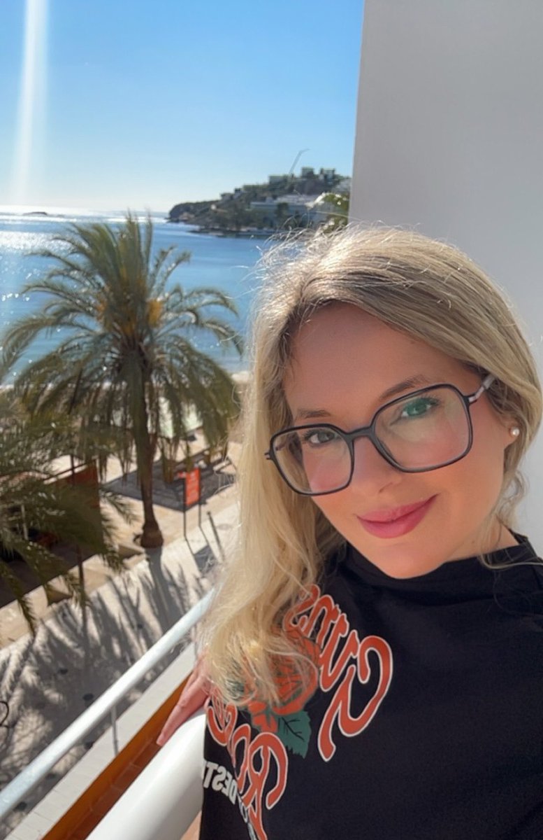 Maripo82's tweet image. Feliz martes, amiguis.
#ibiza 
#viviendo