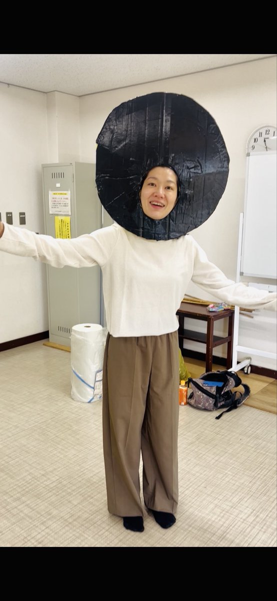 7sayu_ri13's tweet photo. マキーフンVol.6「ワクワクを掴もう！」出張公演プロジェクト〜日本むかし話の音楽劇＆物語と繋がる造形WS〜稽古開始しました◎大好きなメンバーが集まってくれてもう幸せすぎ。
9月の保育園出張公演に向けて、丁寧に作品を育てていきます。観たことない「桃太郎」が生まれそうで今から凄いワクワク💓 https://t.co/B3M0uuk4DZ