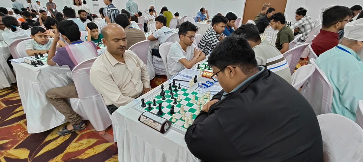Sarguja Cup 2026 concludes with strong results for Sainik School Ambikapur.Mr Mahesh Sinha awarded the Best Unrated Player. Cadets showcased grit and skill over 8 rounds.
#SSAPOfficial #SainikSchoolsSociety