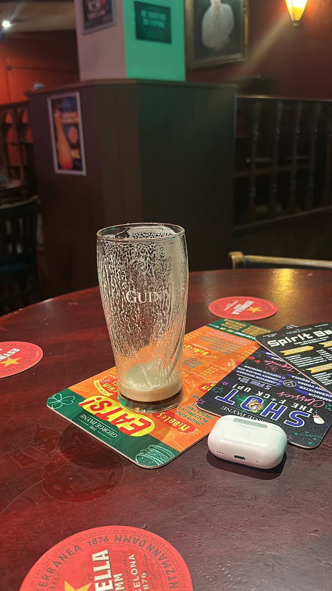 ghuegherlovebox's tweet image. Showing up to class sober is optional when your “studying” #abroad @JJFlurboss15 there’s levels to this shit buddy