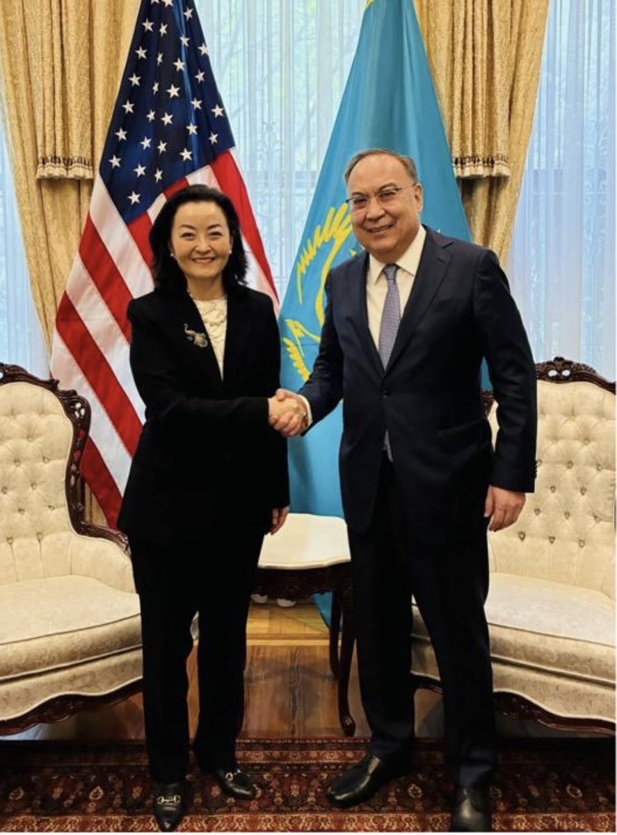 ErzhanKazykhan's tweet image. Great to meet Amb. Yuri Kim   to discuss Kazakhstan's  longstanding, productive partnership with ExxonMobil in the energy sector and explore opportunities for even deeper collaboration ahead.