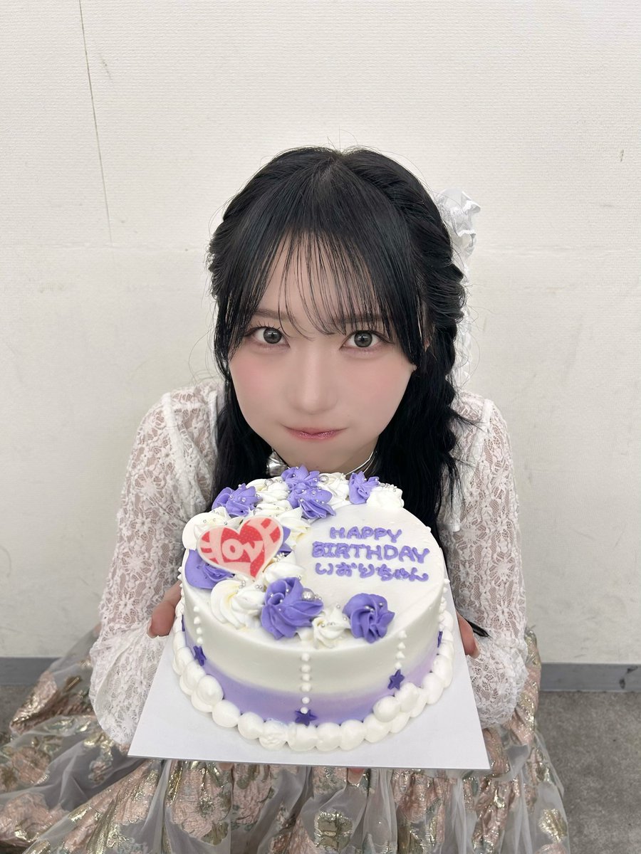 noguchi_iori's tweet image. 本日は生誕祭イベントでした！💐🤍

もう4月なの早いよね～
少し早めにみなさんにお祝いしてもらえて
今年もニコニコな生誕祭になりました🌸🫧
楽しんでもらえたかなー？

応募してくださったみなさん、
本当にありがとうございます✨️