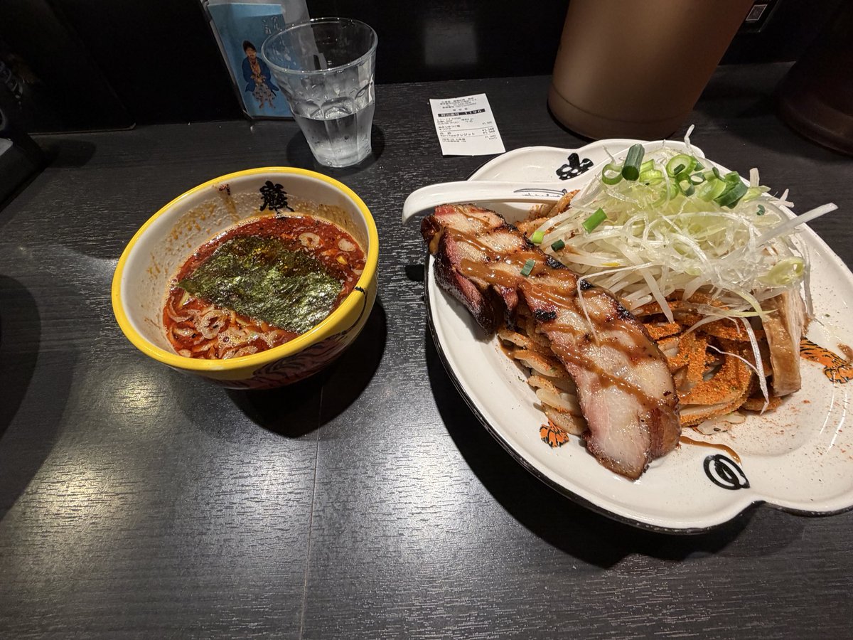 ゆーく tweet media