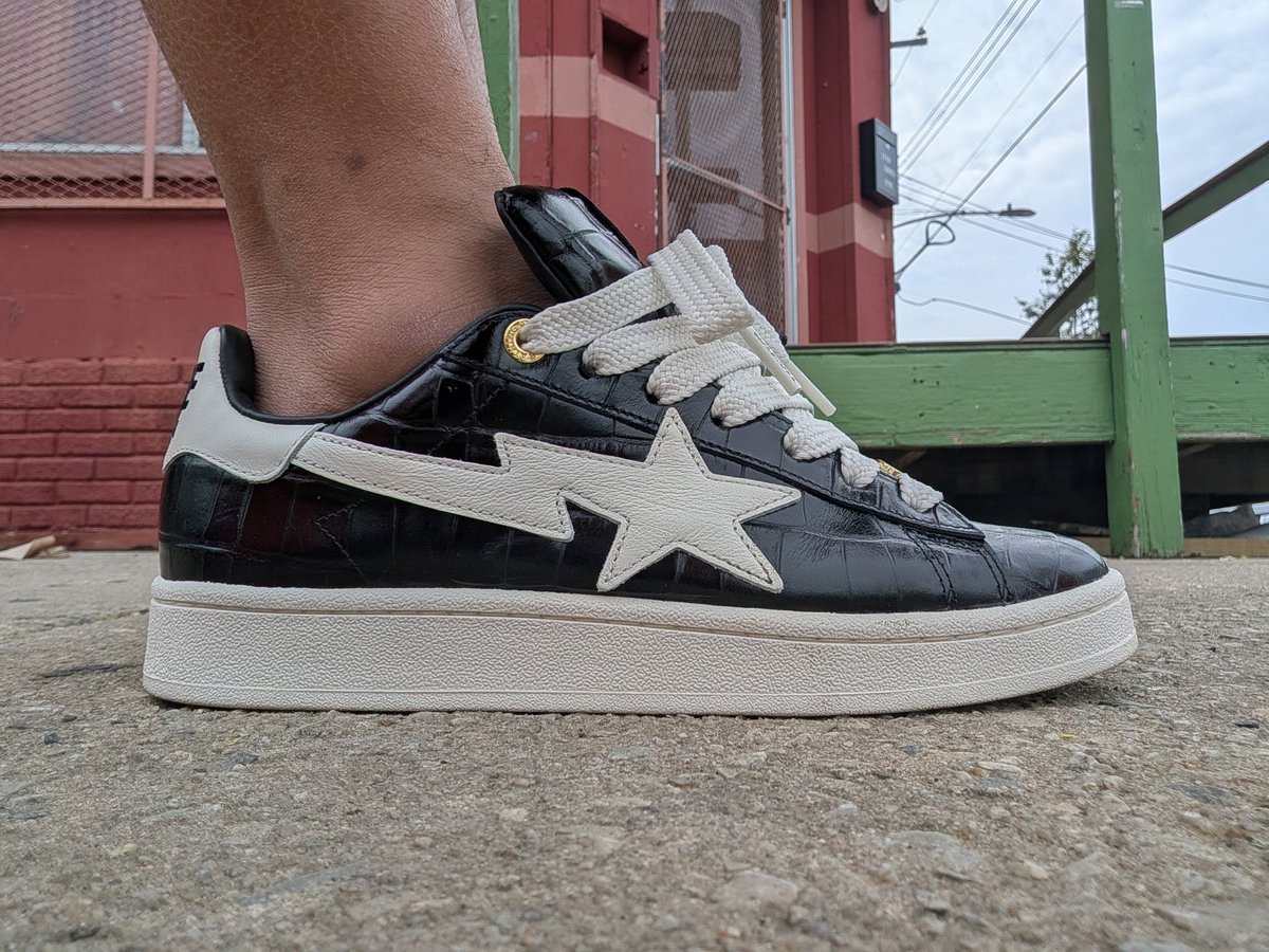 Sn3ak3r_Fr3ak3r's tweet image. #WDYWT #UnDS #BAPE x #Adidas Campus 00s #YourSneakersAreDope #ThreeStripes