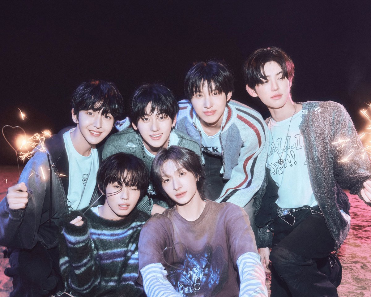 🛹 ─ FANBASES 

Mise à jour des fanbases des membres 

#KYEHOON : <a href="/Gyehun_Fan_fr/">Lee KYEHOON FRANCE 🦊 (FAN ACCOUNT)</a>
#AMARU : <a href="/Amaru_FRANCE/">AMARU FRANCE 🐻</a>
#JUWANG : /
#DONGHWA : /
#MINJE : /
#KEIJU : <a href="/KEIJU_FR/">KEIJU France 🐱</a>
#DONGHYEON : /

#KICKFLIP #킥플립
