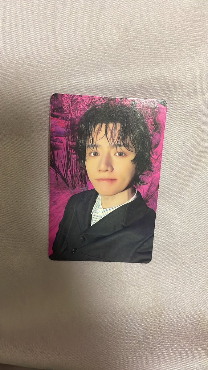 こうかん tweet media