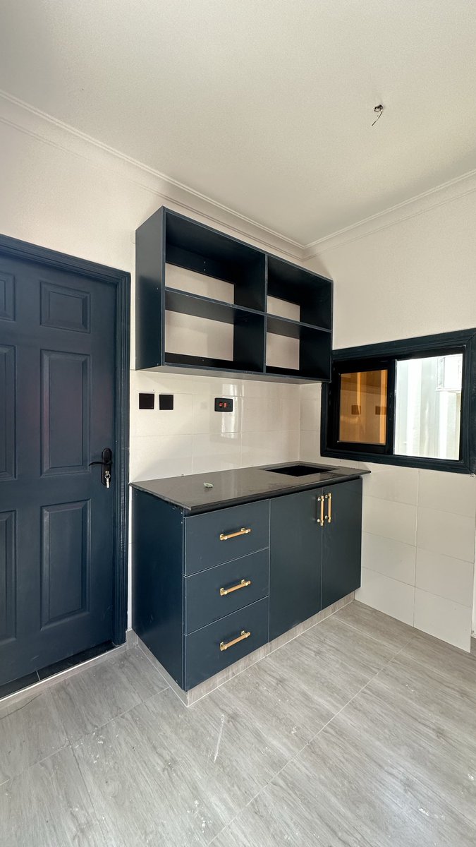 Containers Kenya tweet media