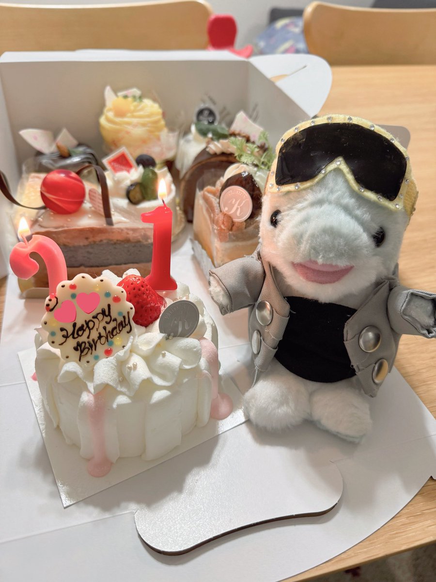 ちびちさ tweet media