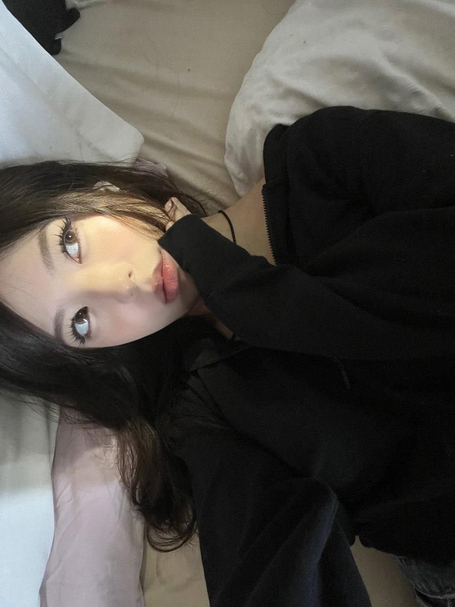 angelize001's tweet photo. meow https://t.co/xjyAryMmaC