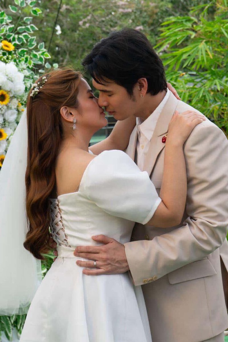 yzha ✰ tweet media