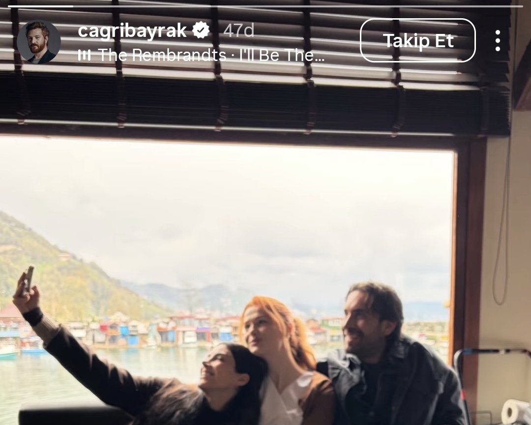 nily karaibrahimoğlu✭ tweet media