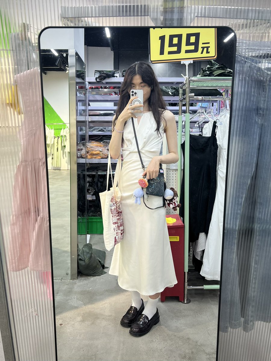 amber ଳ tweet media