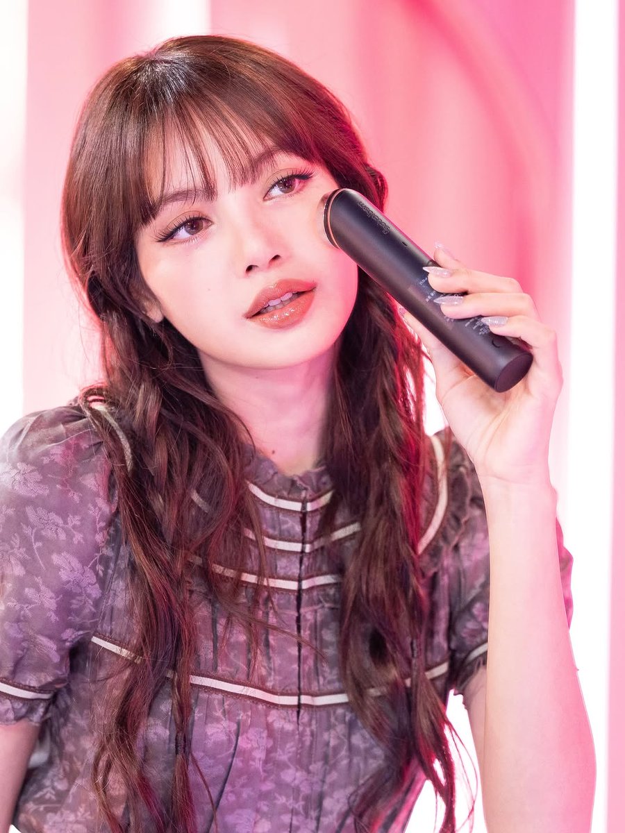 ♡LISA Fan✩ tweet media