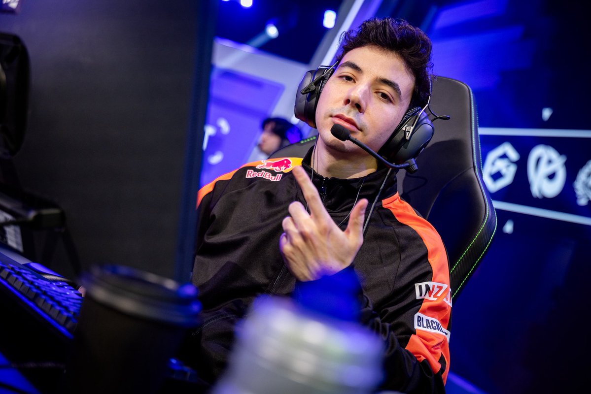 FNC jessy 🦘 tweet media