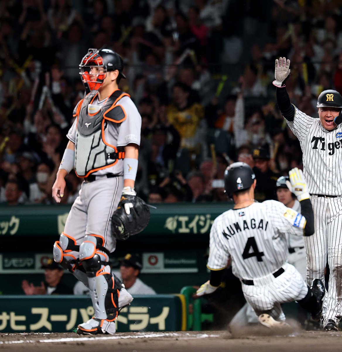 読売ジャイアンツ tweet media