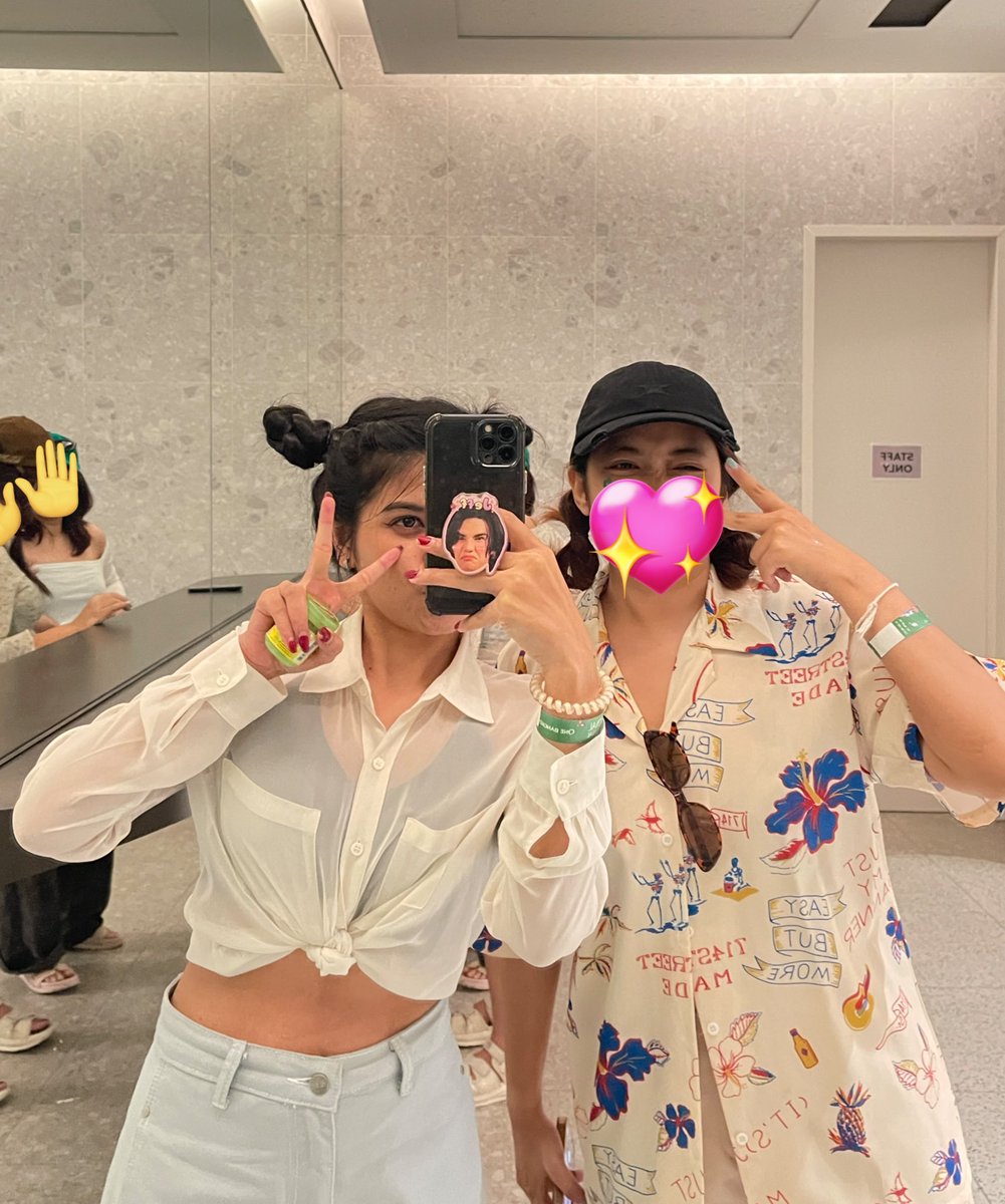 -𝐥𝐢𝐥𝐢- tweet media