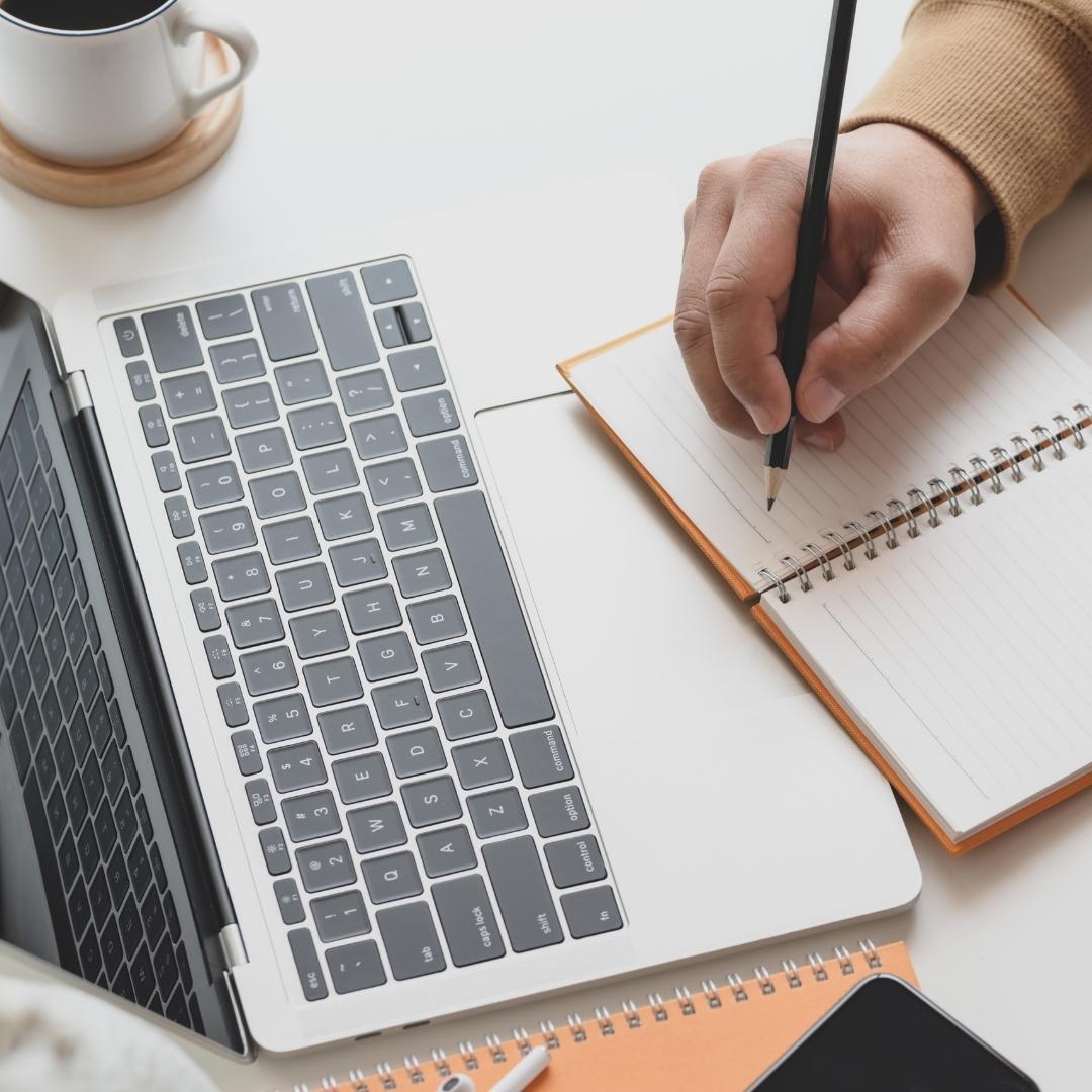 TheproBookedito's tweet image. Quick dialogue fix: Search your manuscript for "I think" and "I feel." In real conversation, people rarely announce their inner states but instead show them through action and word choice. #AmEditing #SelfEditing #BookEditing #EditingTips