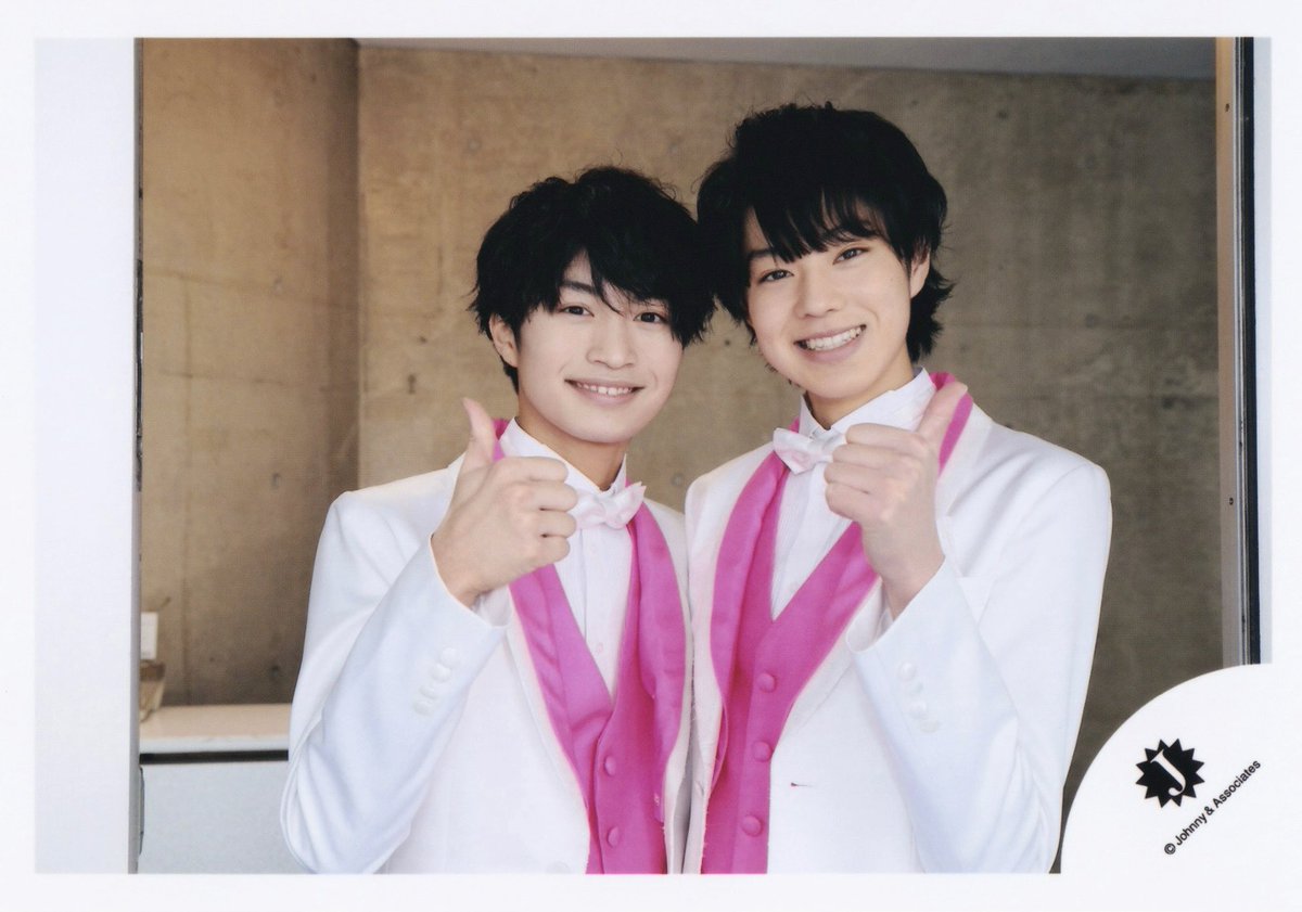 mf__116's tweet photo. なすりゅ公式写真
・ジャニーズ銀座(2018)
・サマステ(2018)
・ジャニアイ(2018)
・セルフィー(2020)
・Mステ(2021)
・少年たち(2021)
【NEW】プロフィールカード(2026) https://t.co/p06B3qontK