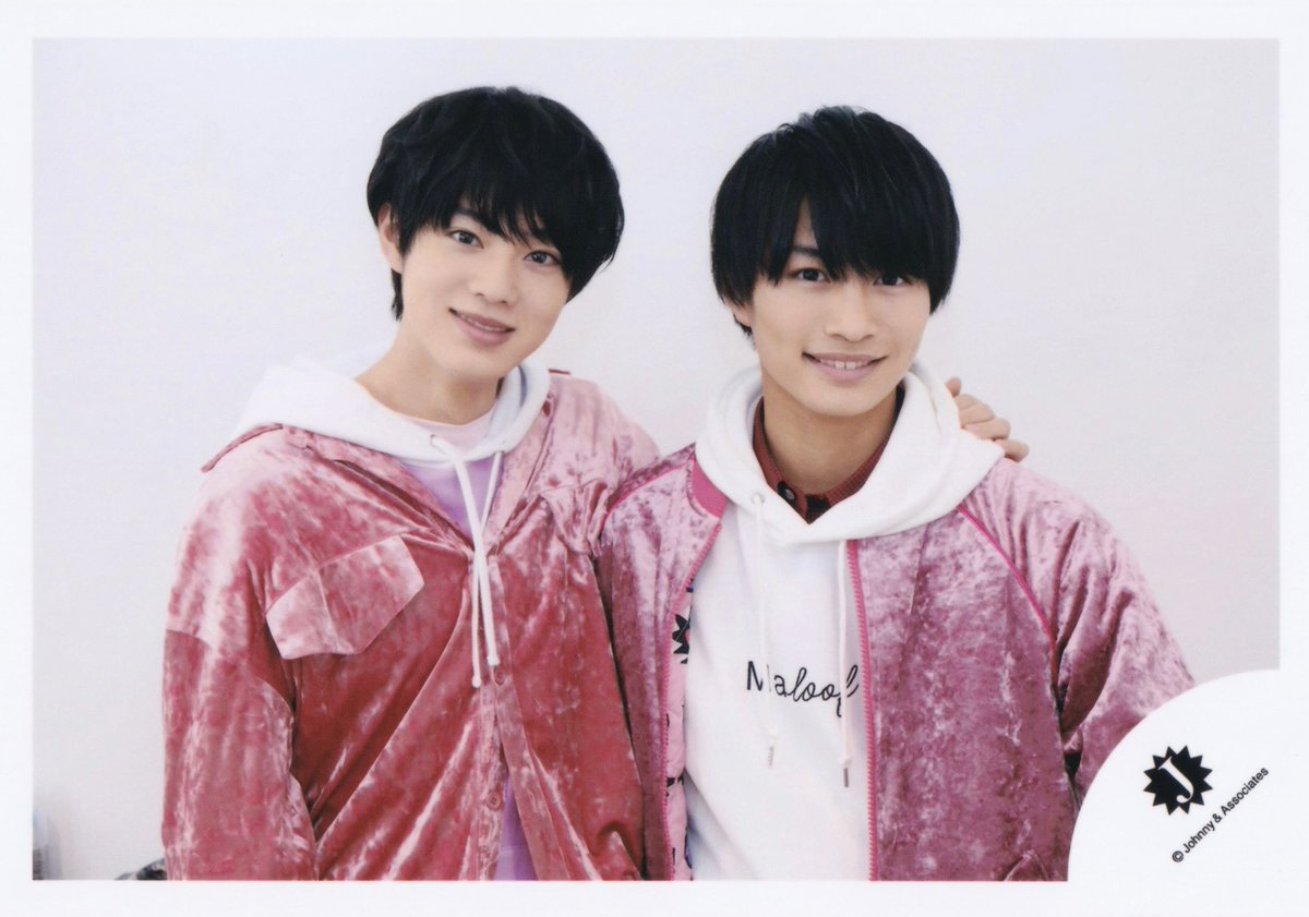 mf__116's tweet photo. なすりゅ公式写真
・ジャニーズ銀座(2018)
・サマステ(2018)
・ジャニアイ(2018)
・セルフィー(2020)
・Mステ(2021)
・少年たち(2021)
【NEW】プロフィールカード(2026) https://t.co/p06B3qontK