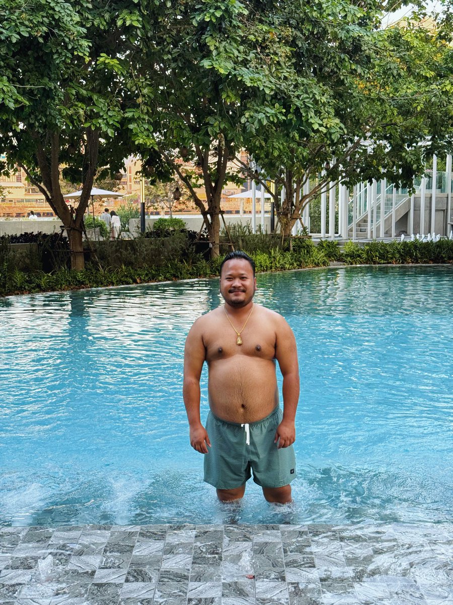 Tongkatang's tweet photo. สงกรานต์นี้ได้เปียกแล้วว 😁💦 https://t.co/SEewdkRMNH