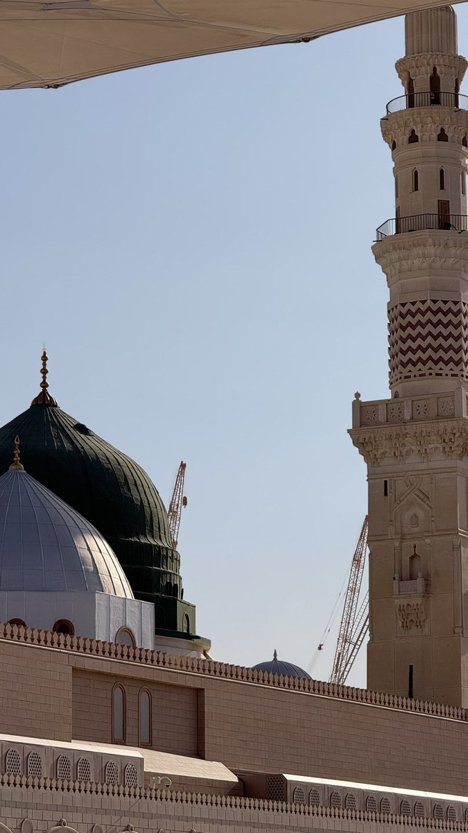 123koso's tweet photo. "المدينة رزقٌ من الله لا يُؤتاه إلا من أحبه،
فإذا ساقك إليها، فاعلم أنك في عنايةٍ لا تُوصف💛🕌. https://t.co/tftSfEX6O3