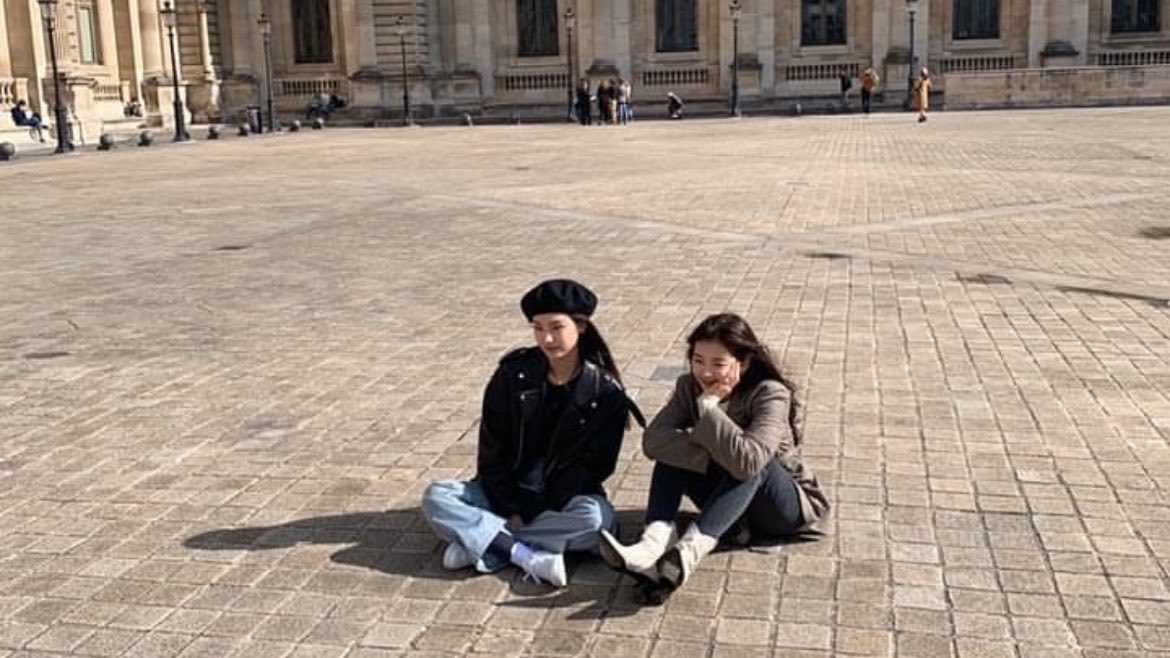 for itzy tweet media