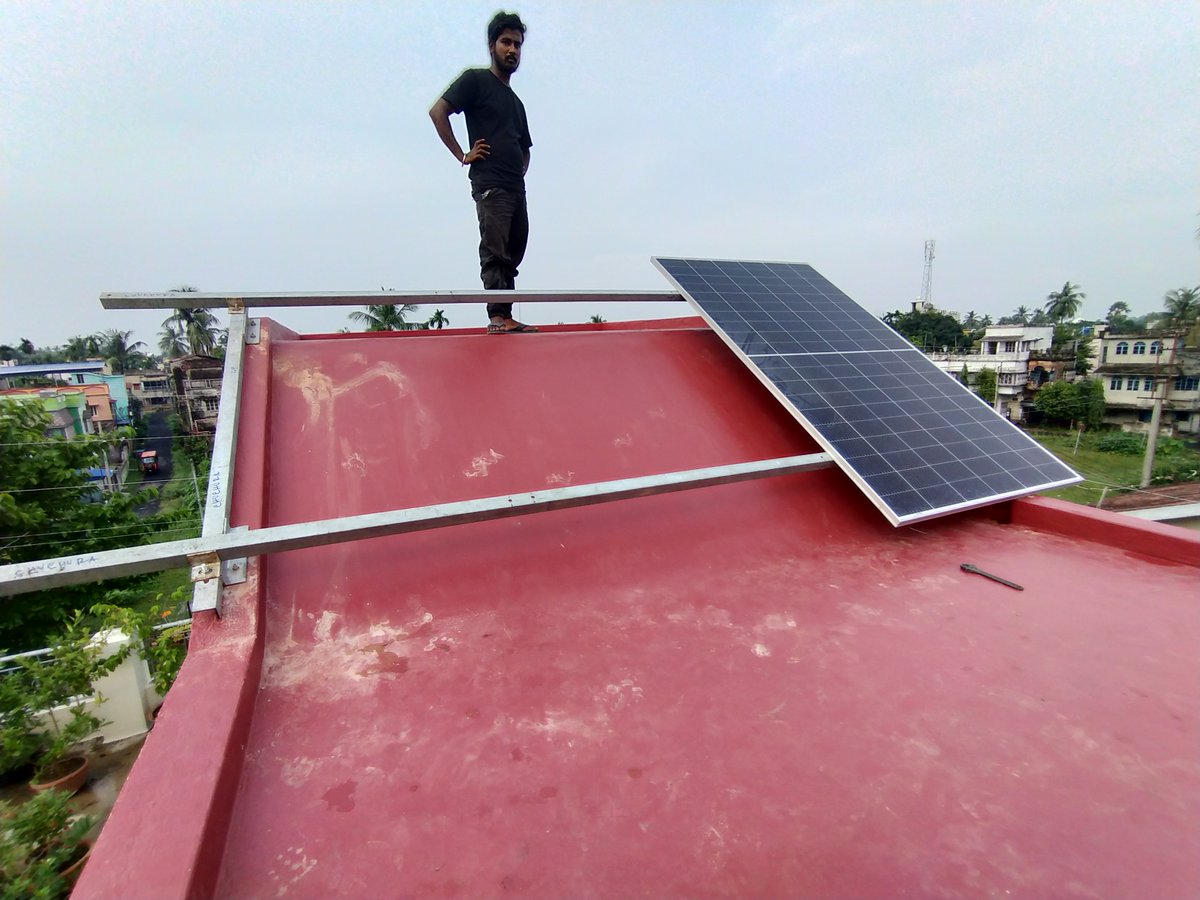 Sunbirdpower's tweet photo. Roof Goes Green
#SolarEnergy #RenewableEnergy #CleanEnergy #GoSolar #GreenEnergy #SolarPower #EnergyTransition #AtmanirbharBharat #PMSuryaghar #FreeElectricity #RooftopSolar #GreenIndia #solarpanels #sustainable #climatechange #Kolkata  #WestBengal #MakeInIndia #KolkataDiaries https://t.co/s2WwVsALCm