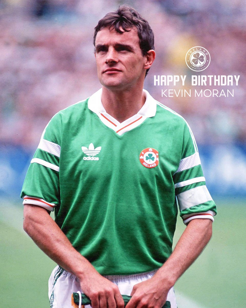The only man to win an All-Ireland title &amp; represent their country at a World Cup ⚽️🏐🇮🇪

Happy Birthday Kevin Moran 💚