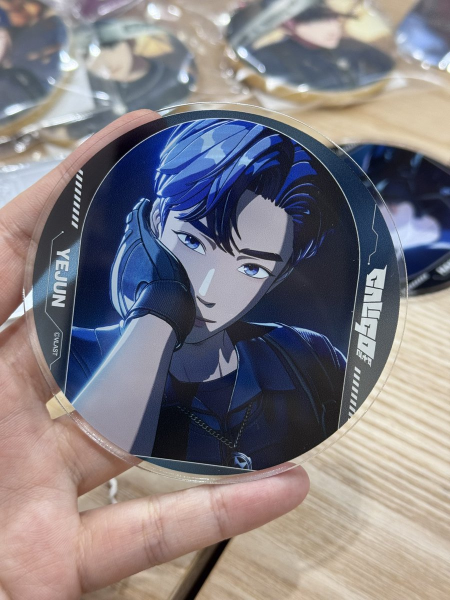 키미დ tweet media