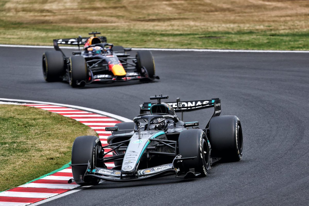 Mercedes Hub tweet media