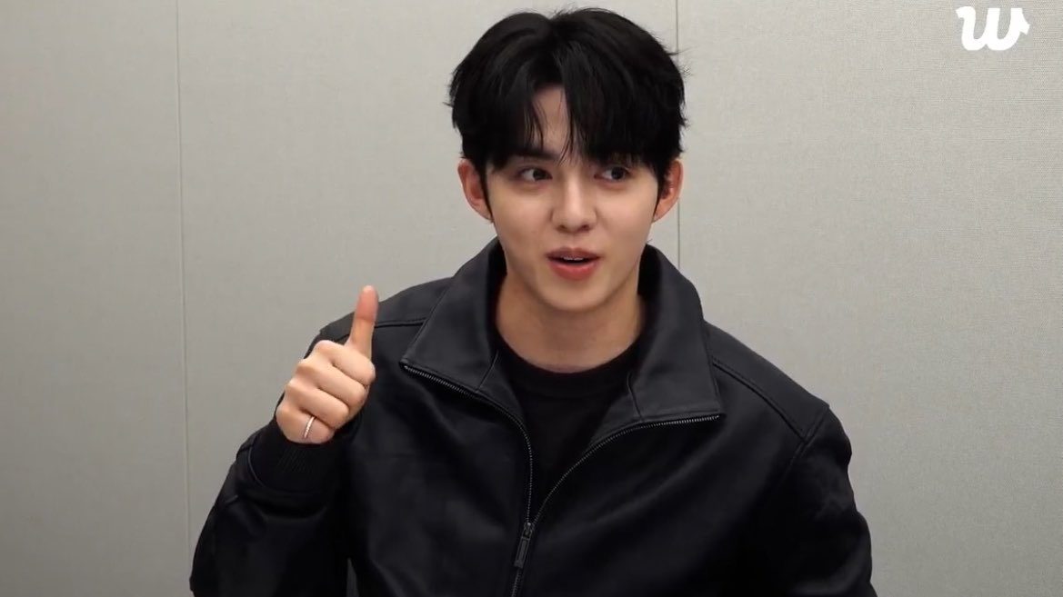 claire ✿ tweet media