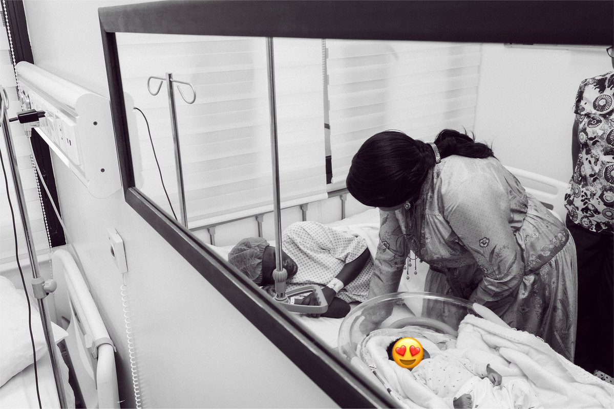 JolMulamba1's tweet image. Valoriser la femme, ce n’est pas un discours…
c’est être présente dans ses moments les plus vulnérables.

#kinshasa #MamanDenise #FondationLONA