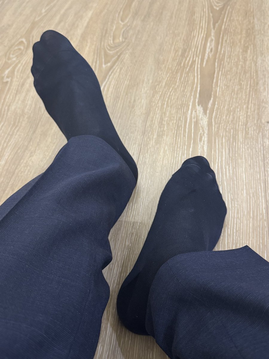 Socksman Suit tweet media