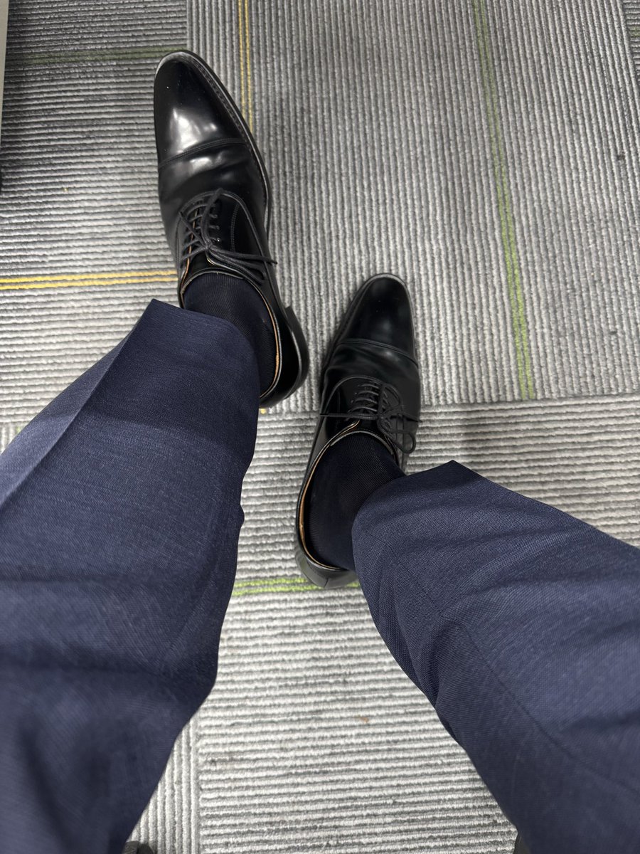 Socksman Suit tweet media