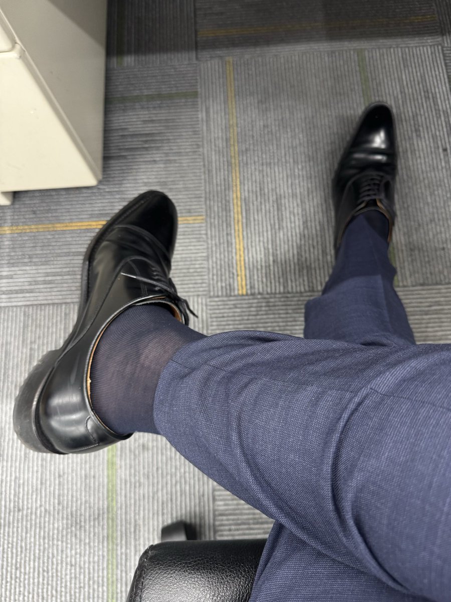 Socksman Suit tweet media