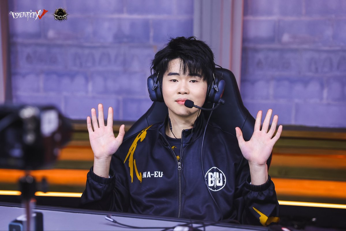 Identity V tweet media