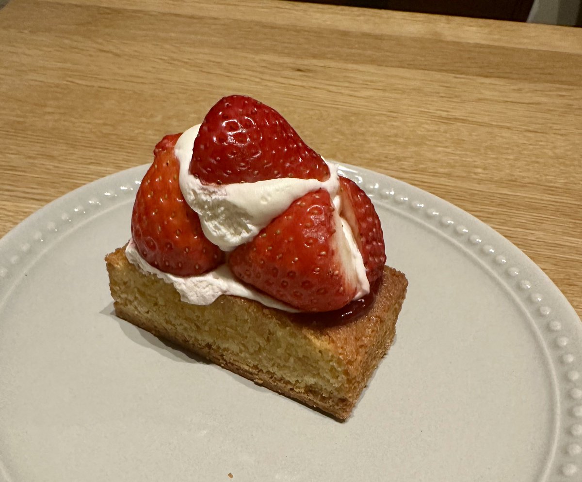おう。
かわいいな。食べるけど🤤