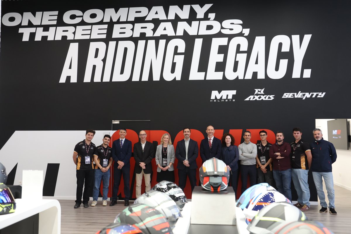 UPCToficial's tweet photo. 🤝 La nueva cátedra de #MTGroup en la UPCT impulsará el I+D+i en desarrollo de producto
🏍️ El acuerdo permitirá que #estudiantesUPCT hagan prácticas remuneradas y sus #TFG y #TFM en la empresa de cascos, ropa y accesorios de motociclismo
✅@MTHelmets
📱 https://t.co/pqKVQ9AsfH https://t.co/MkJAKiQfzj
