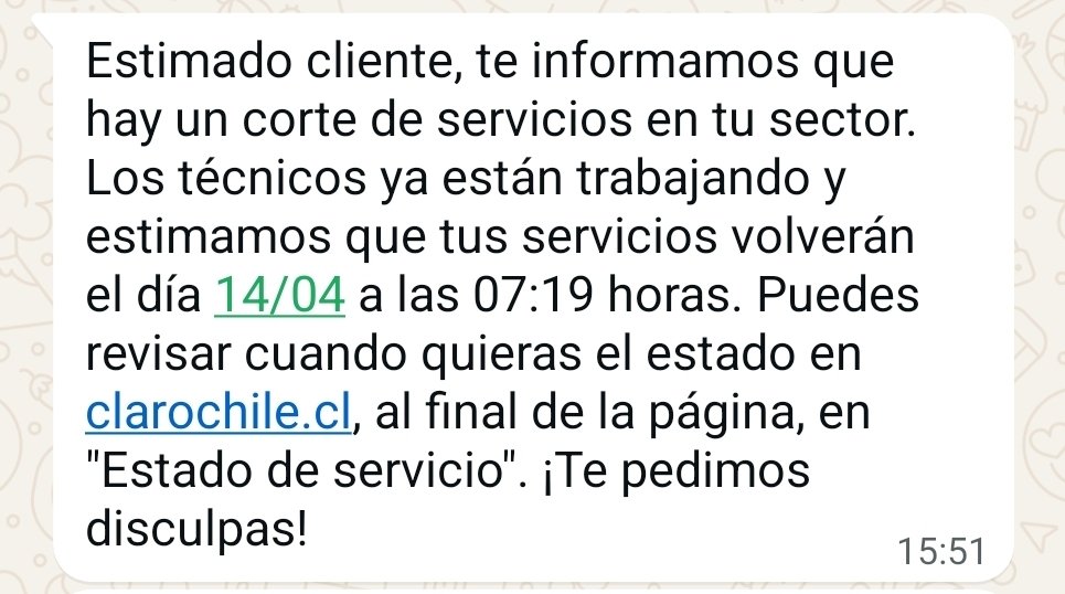 Felipeguerraty's tweet photo. @clarochile_cl desde ayer a las 14.00 sin Internet ni TV ..estos son los mensajes (imagenes de ayer y hoy) y aun sin servicio...un Chiste! https://t.co/OZKYfLVqyJ