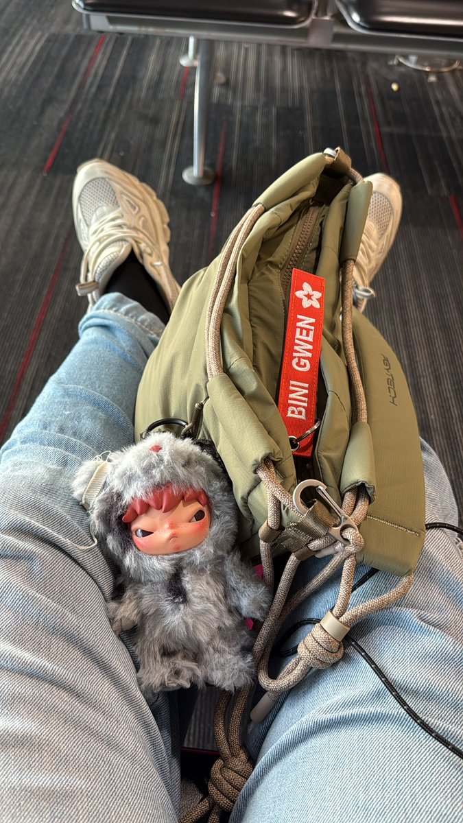 LORA ฅ՞•ﻌ•՞ฅ tweet media