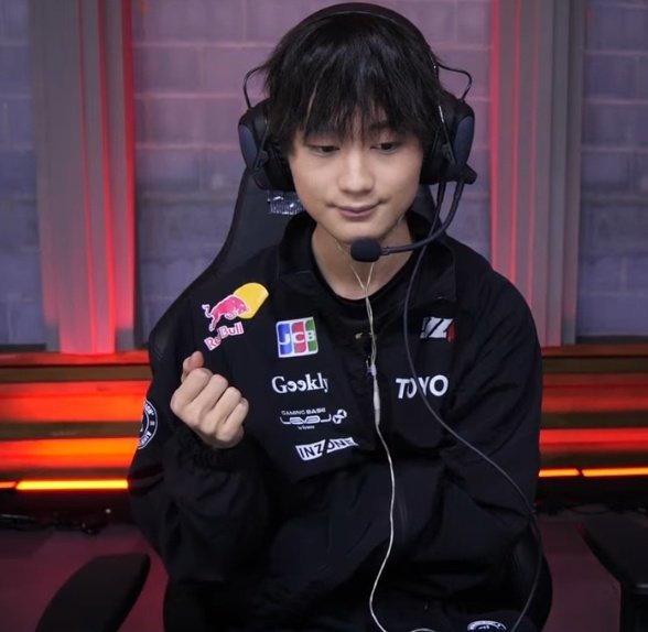 devoted2kazuneko tweet media